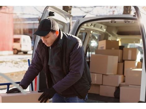 Entrega de Mercadorias com Fiorino no Brooklin