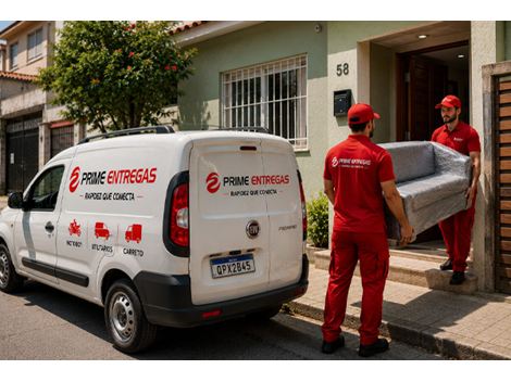 Carreto com Van em Artur Alvim